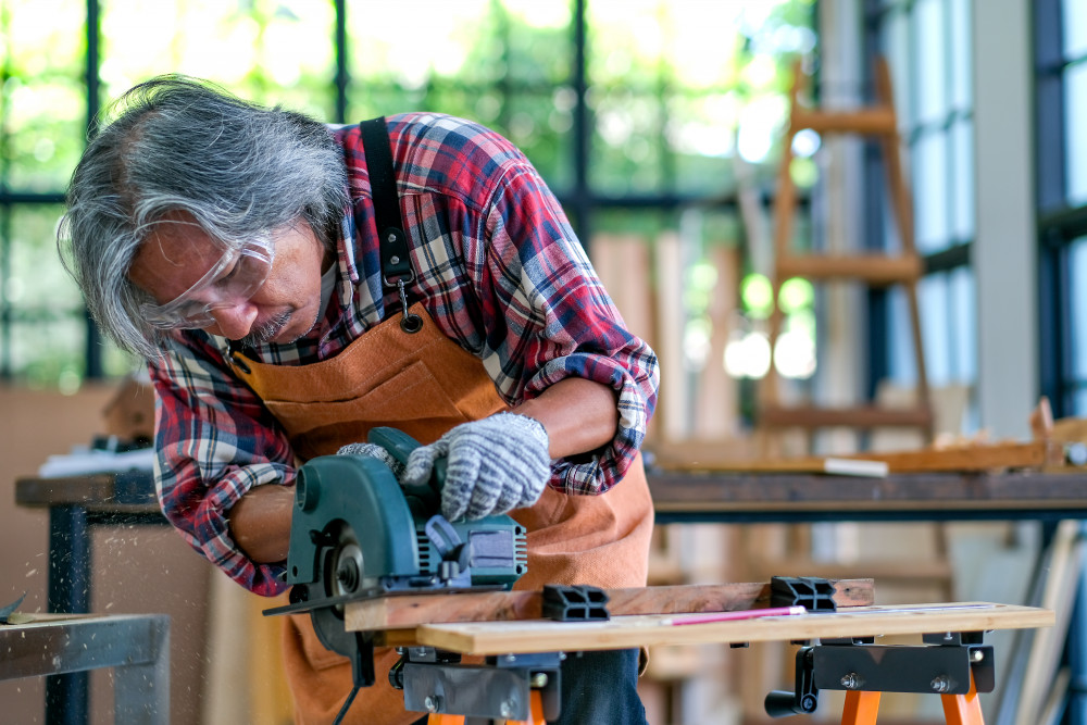 Litige avec un artisan : comment défendre vos droits et résoudre le conflit