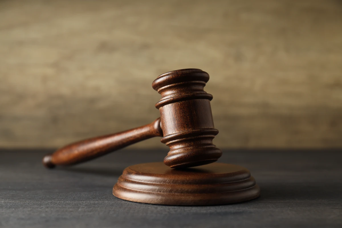 L'action en justice: comprendre le processus et protéger vos droits